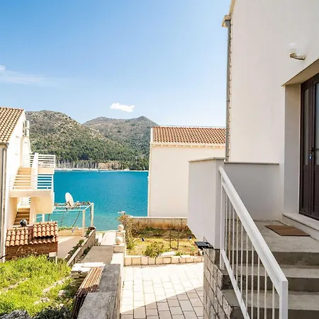 Bobi - Three Bedroom With Balcony And Sea View Apartment Slano