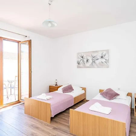 Apartment Bobi - Three Bedroom With Balcony And Sea View Slano